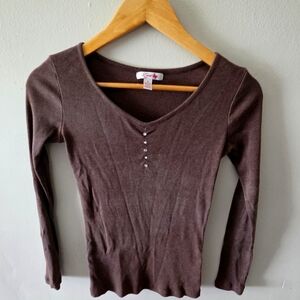 Lena Brown Fitted Ribbed 3/4 Sleeve Blouse